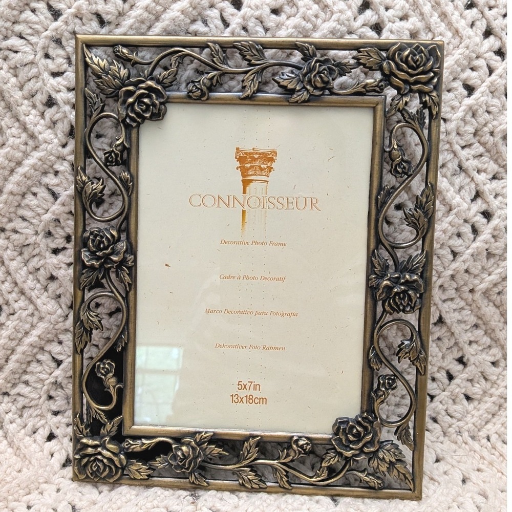Connoisseur 5x7 Photo Frame Antiqued Bronze Ornate Rose Floral Metal Decorative